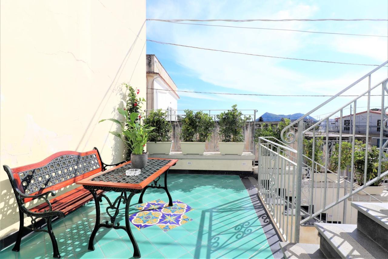 Mary'S Apartments - De Vivo Realty Massa Lubrense Exterior foto